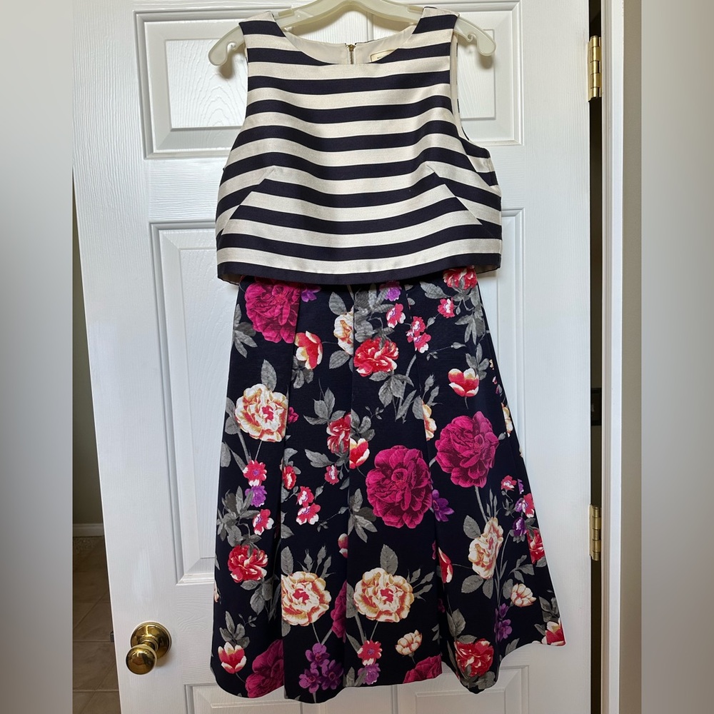 Moulinette Soeurs Size 6 party dress  colorful elegant no stains/tears